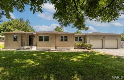 150 N Highway 61