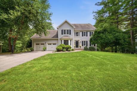 2 Jennifer Dr