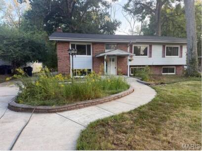 12264 Belwyn Dr