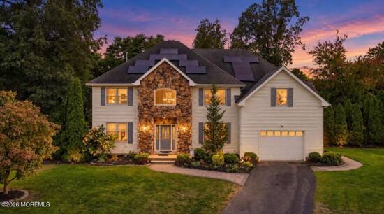 3 Crosby Ln