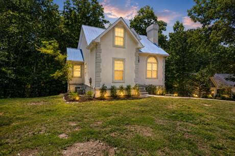 5048 Appalachain Dr