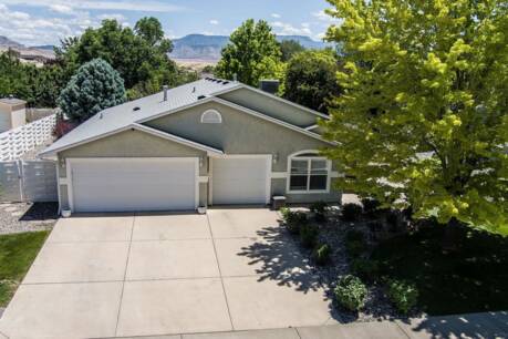 666 N Saddle Rock Drive