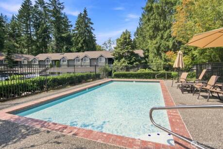 15433 Country Club Dr E103