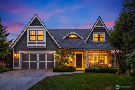 2564 27th Ave W