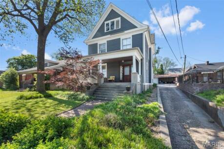 825 Merriwether St