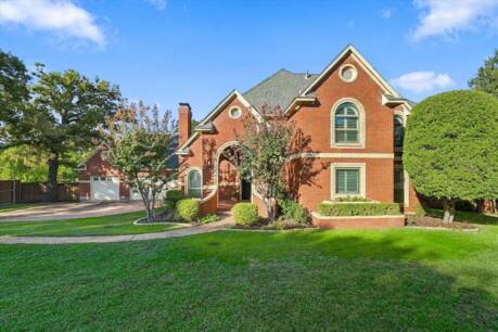 82 Remington Dr W