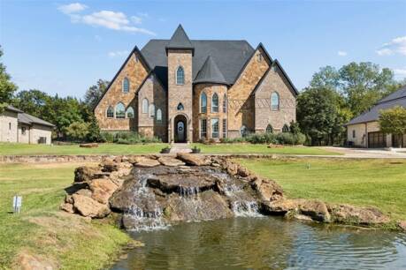 1714 Maranatha Way