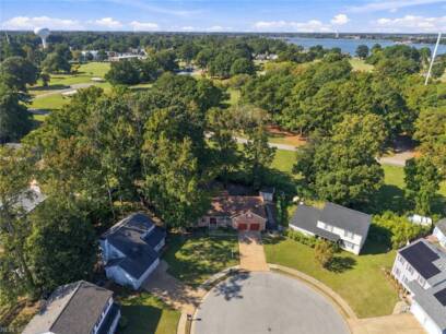 9 Sea Cove Ct