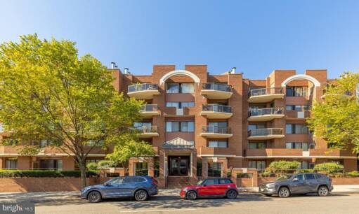 2320 Wisconsin Ave NW 310