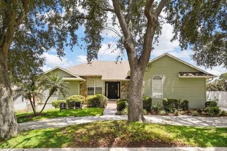 1922 Matthew Ct
