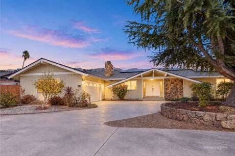 3476 Noble Ave
