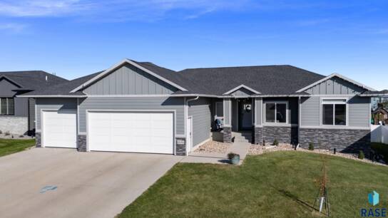 2630 N Lammers Ct Ct