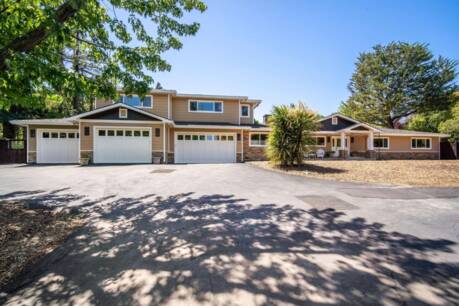 170 Woodside Dr
