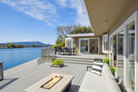 96 Lagoon Rd