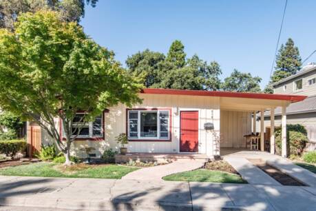 218 Johnson Ave