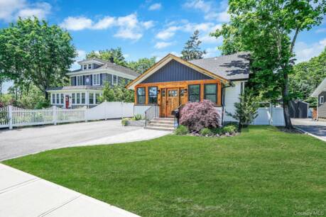 10 Bayview Ave