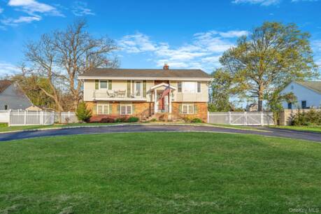146 Awixa Ave