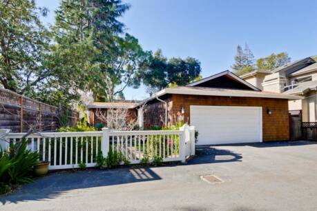 10 Trudy Ln