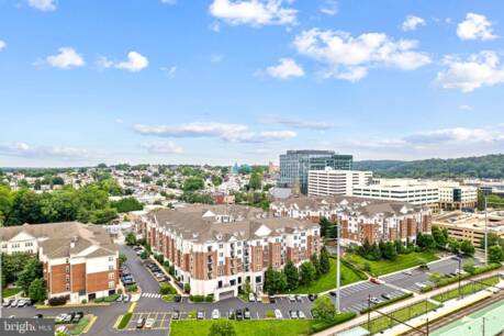 350 W Elm St 3414