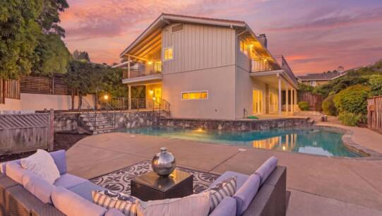 75 Chadwick Ct
