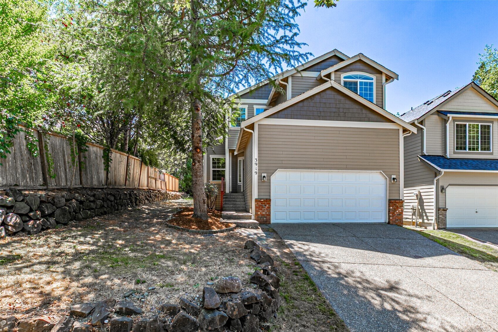 3919 Cooper Crest Dr NW